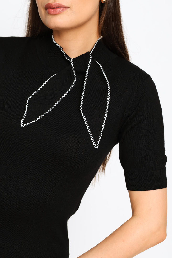 Kitty Bow Zig Zag Pullover Tee - Black/White