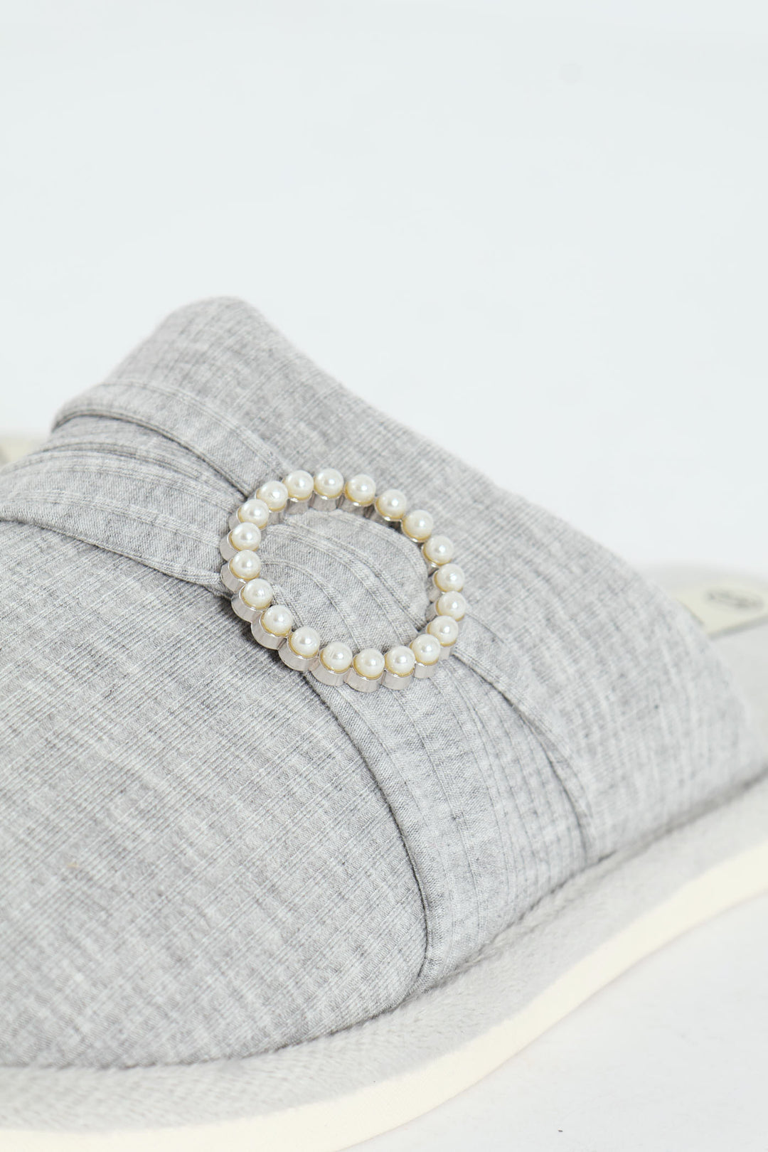 Closed Toe Slipper With Pearl Trim Detail - Grey
