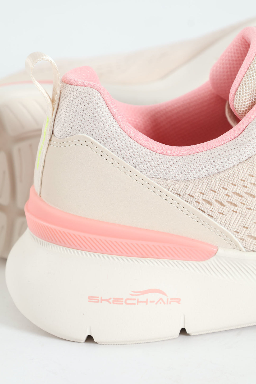 Skech-Air Dynamight 2.0 Sneaker - Light Pink