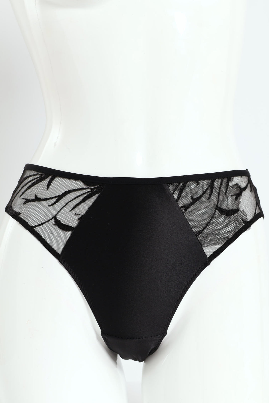2 Pack Cloth & Embroidered Bikini Panty - Red/Black