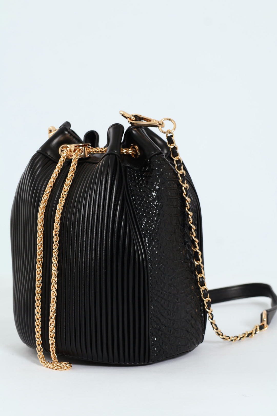 Bucket Bag With Front Chain - Black