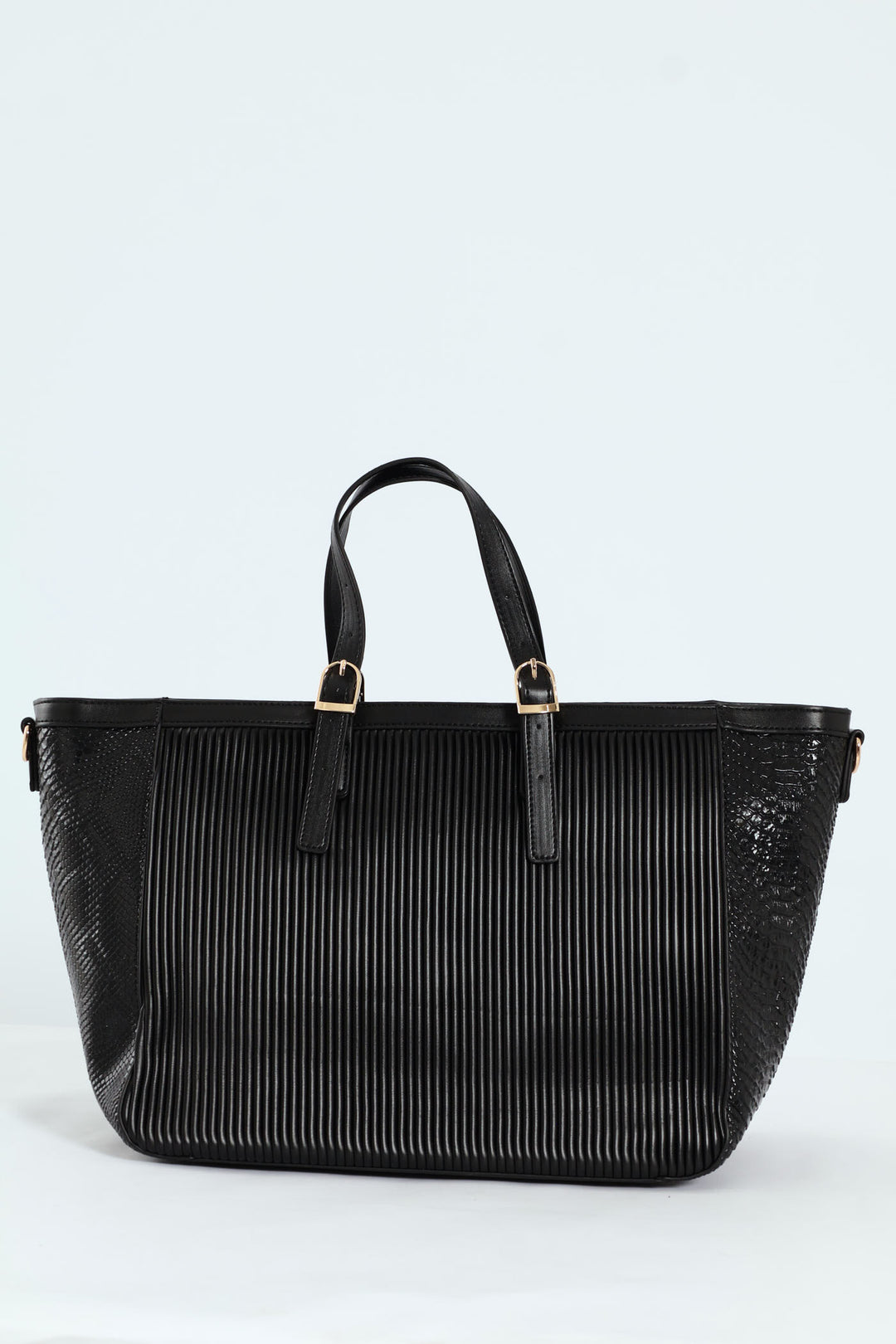 Handbag With Front Chain - Black