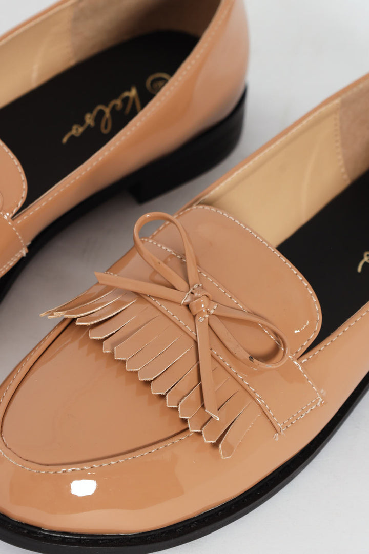 Apron Tassled Patent Loafer - Beige