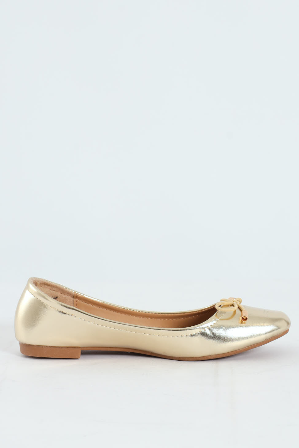 Metallic Pump With Bow - Gold