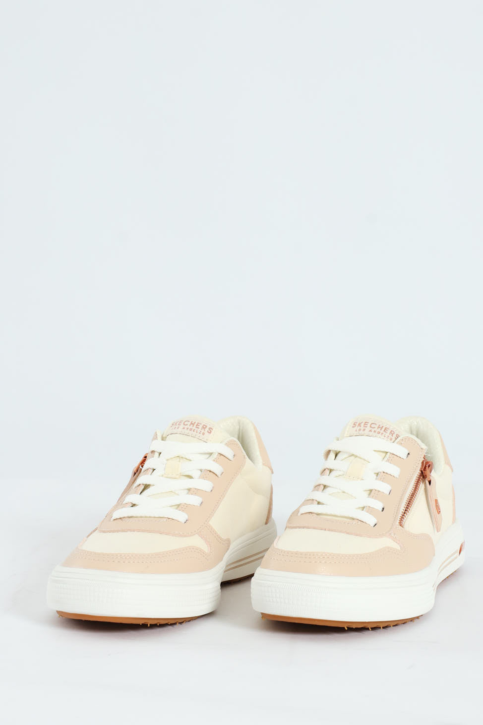Arch Fit Arcade Sneaker - Off White