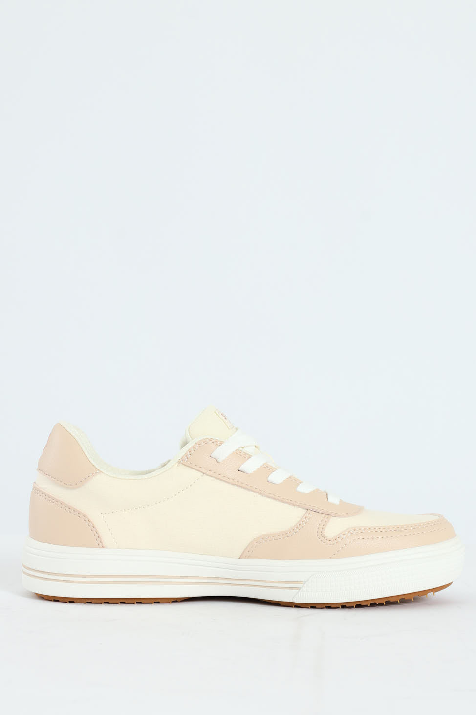 Arch Fit Arcade Sneaker - Off White