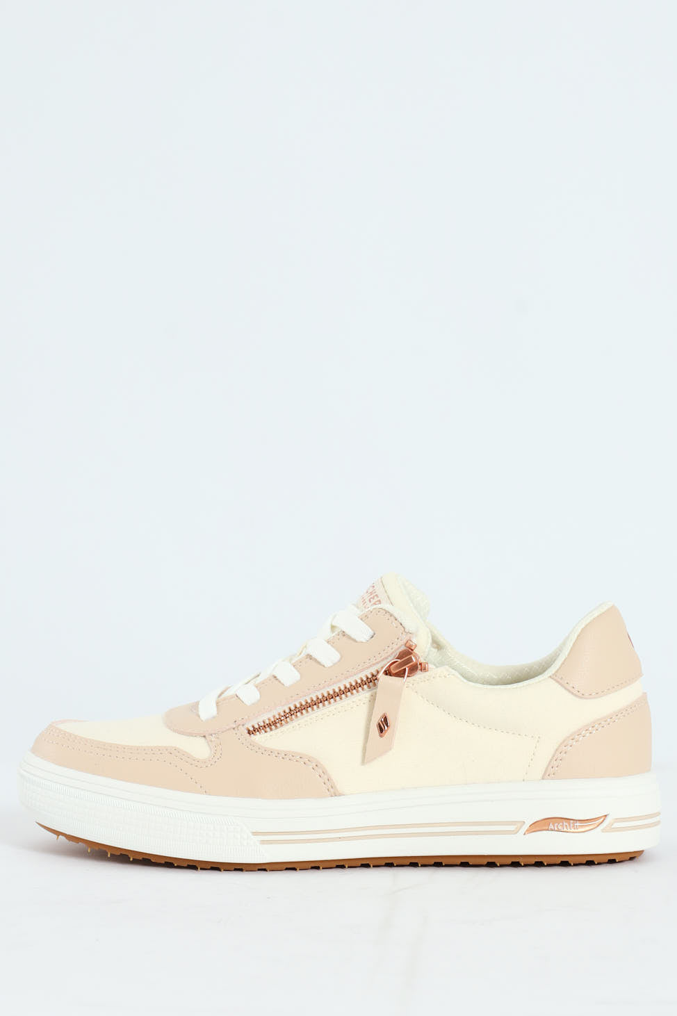 Arch Fit Arcade Sneaker - Off White