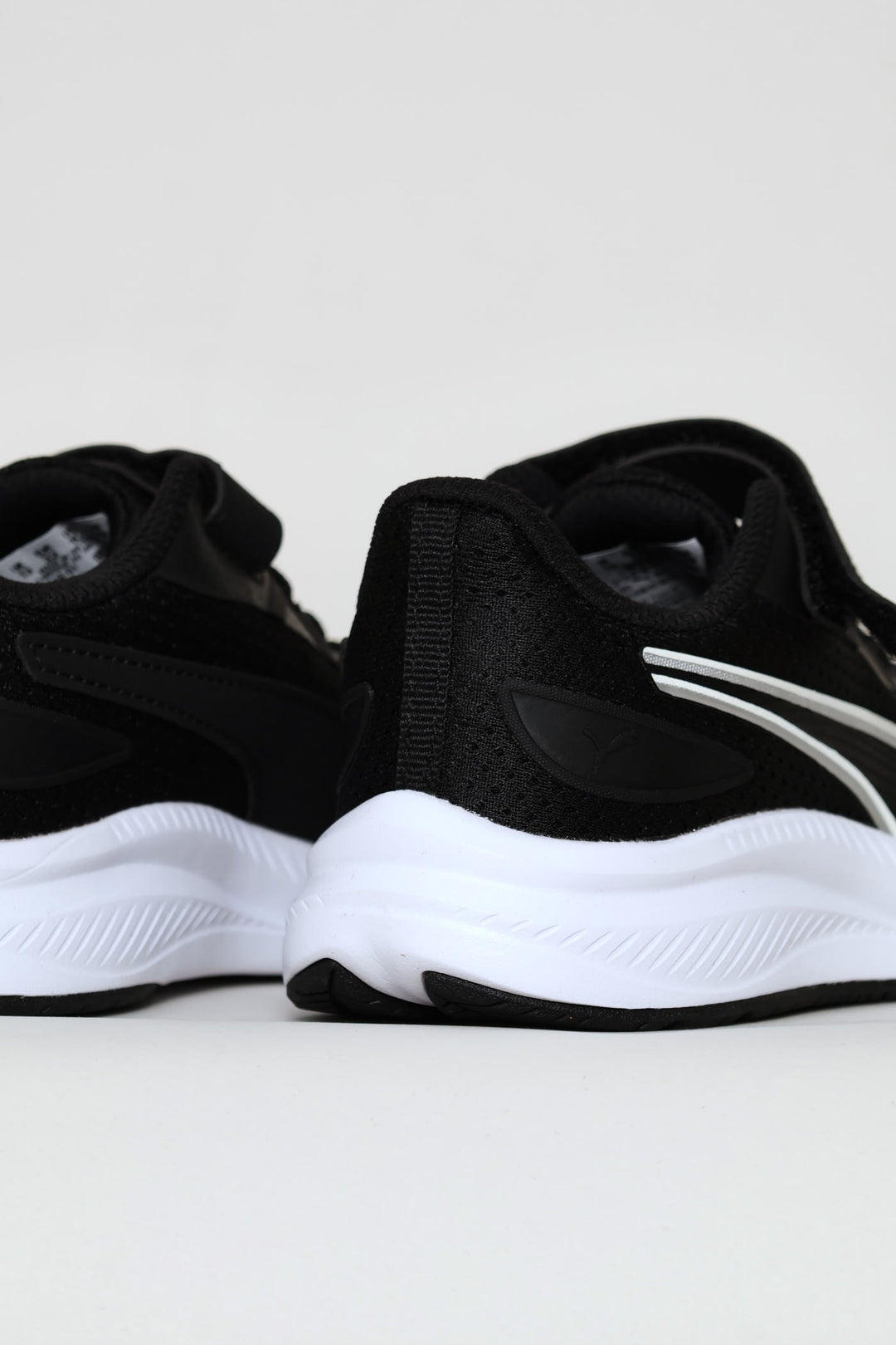 Pre-Boys Skyrocket 2 Ac Plus Sneaker - Black/White