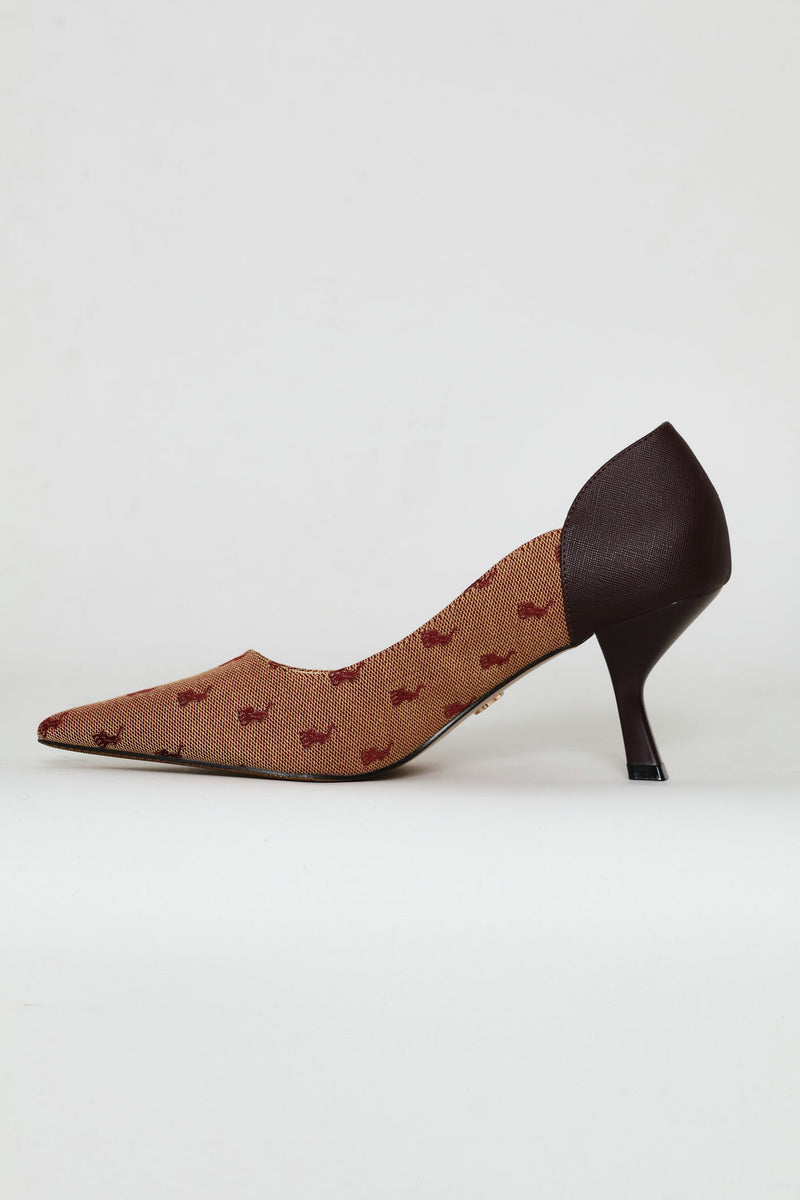 Jacquard Pointed Pump Heel - Burgundy