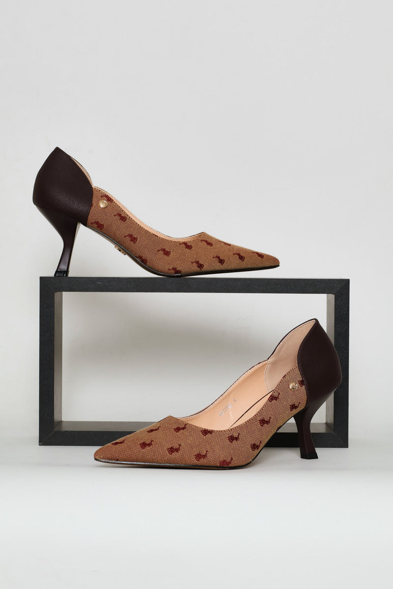 Jacquard Pointed Pump Heel - Burgundy
