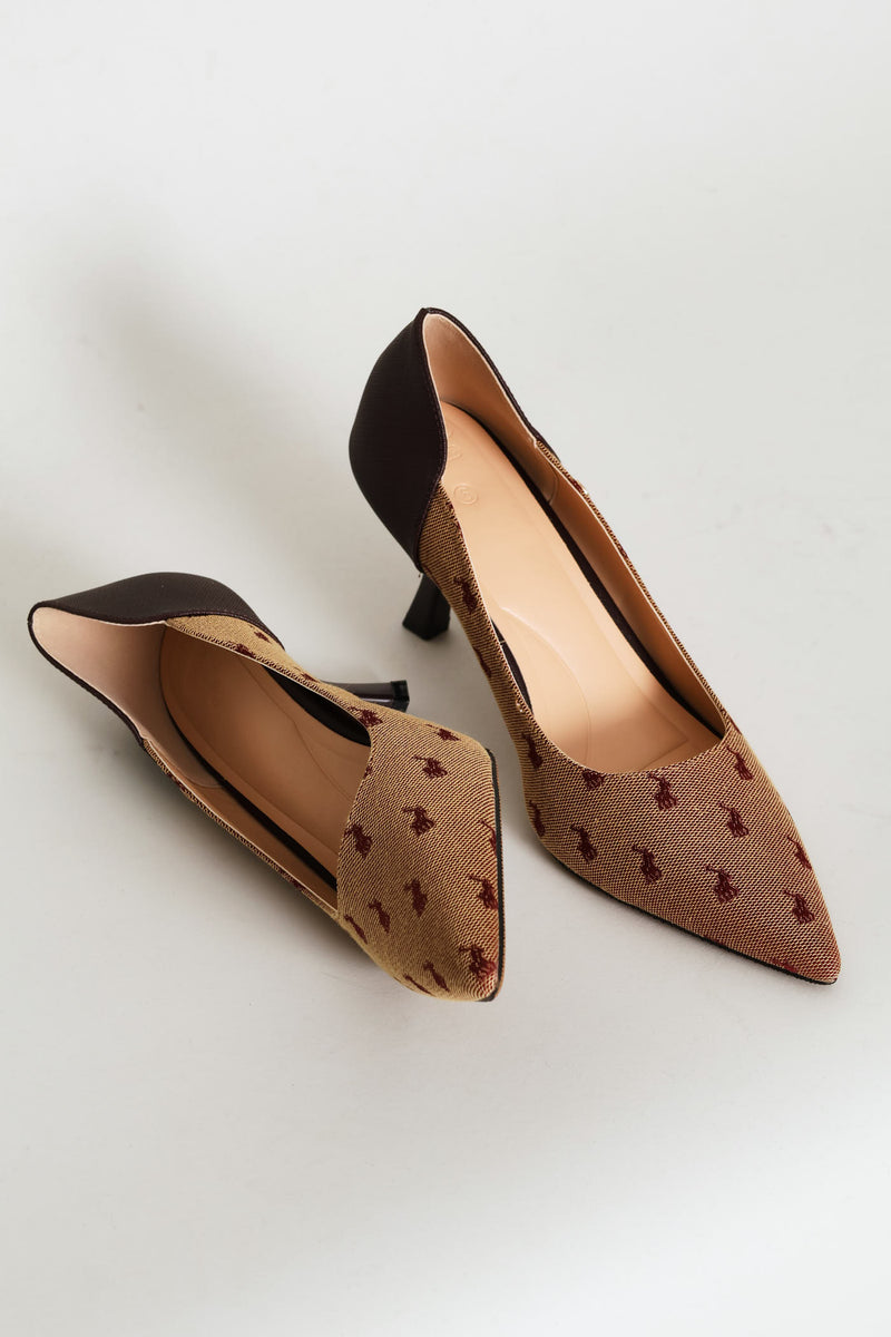 Jacquard Pointed Pump Heel - Burgundy
