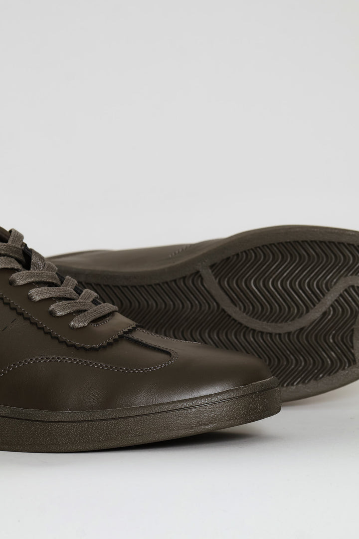 Basic Court Sneaker - Olive