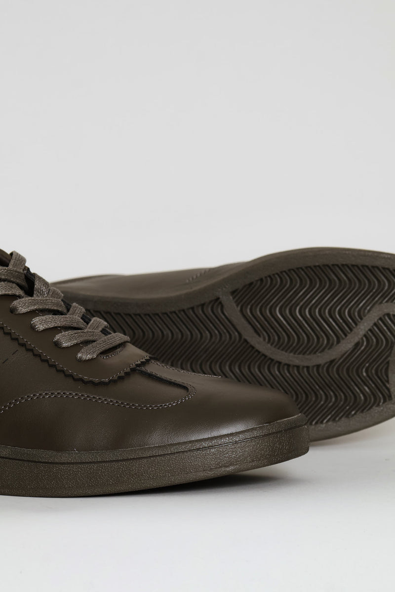 Basic Court Sneaker - Olive