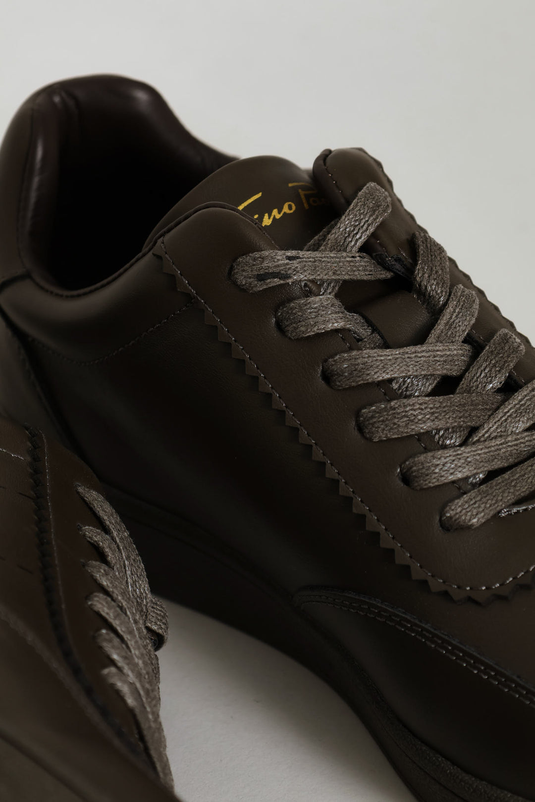 Basic Court Sneaker - Olive