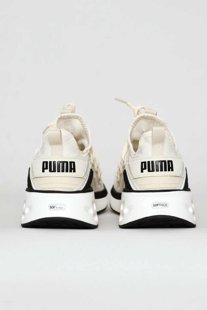 Softride Frequence Street Sneaker - Snow White