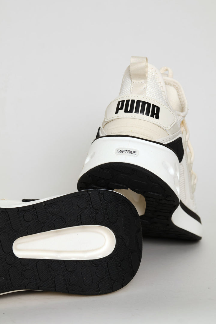 Softride Frequence Street Sneaker - Snow White