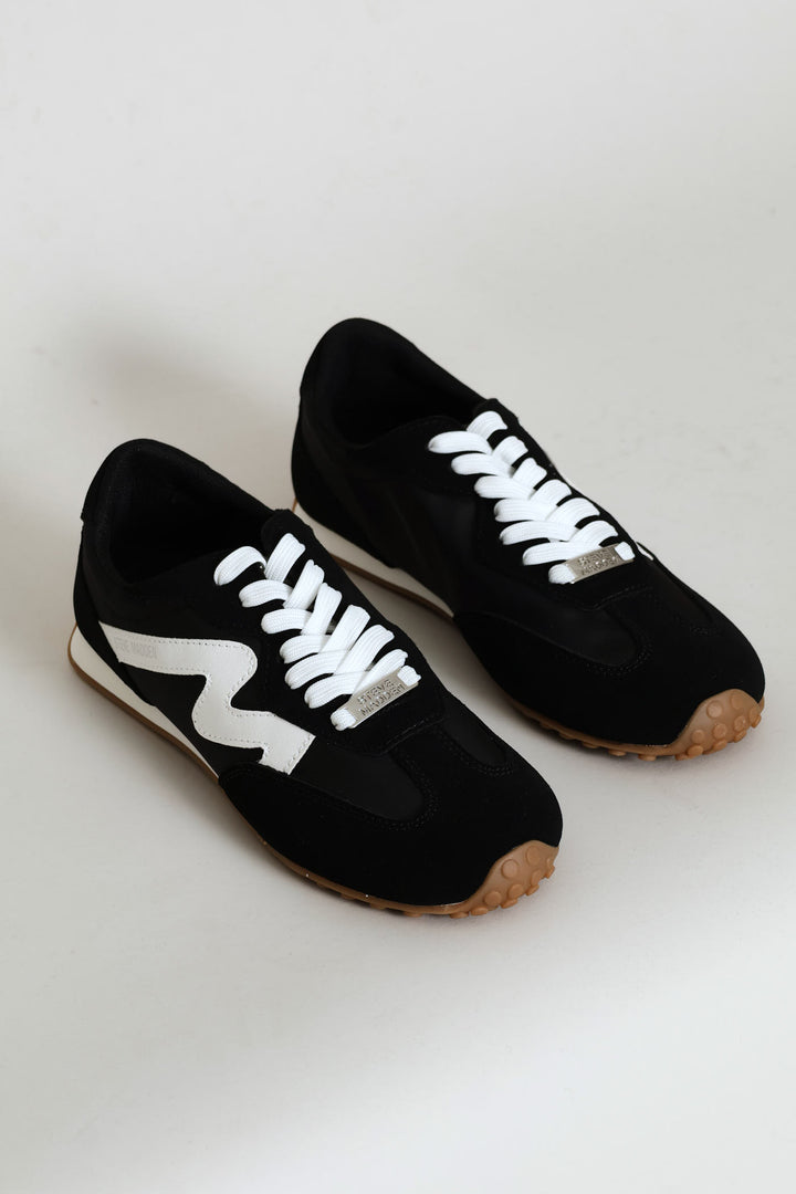 Cameo Sneaker - Black/White