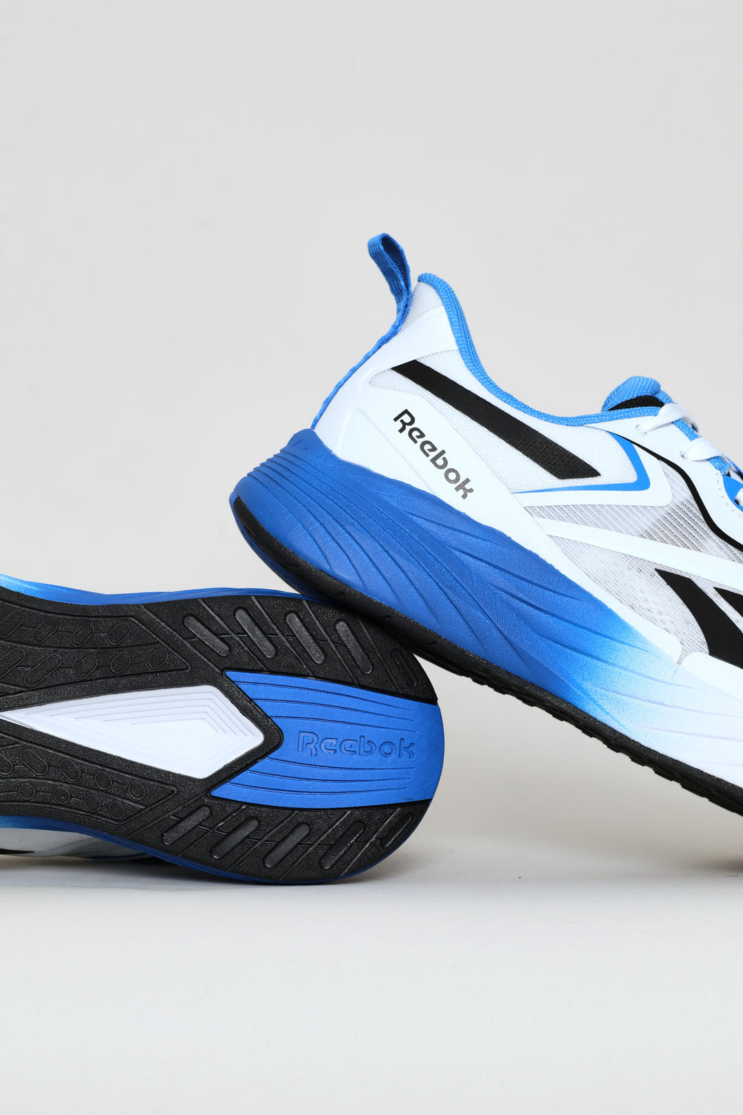 Verse Lace Up Trainer - White/Blue