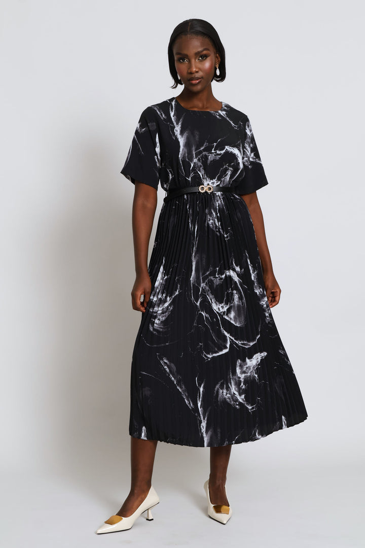 Pu Belt Pleated Maxi Dress - Black/Cream
