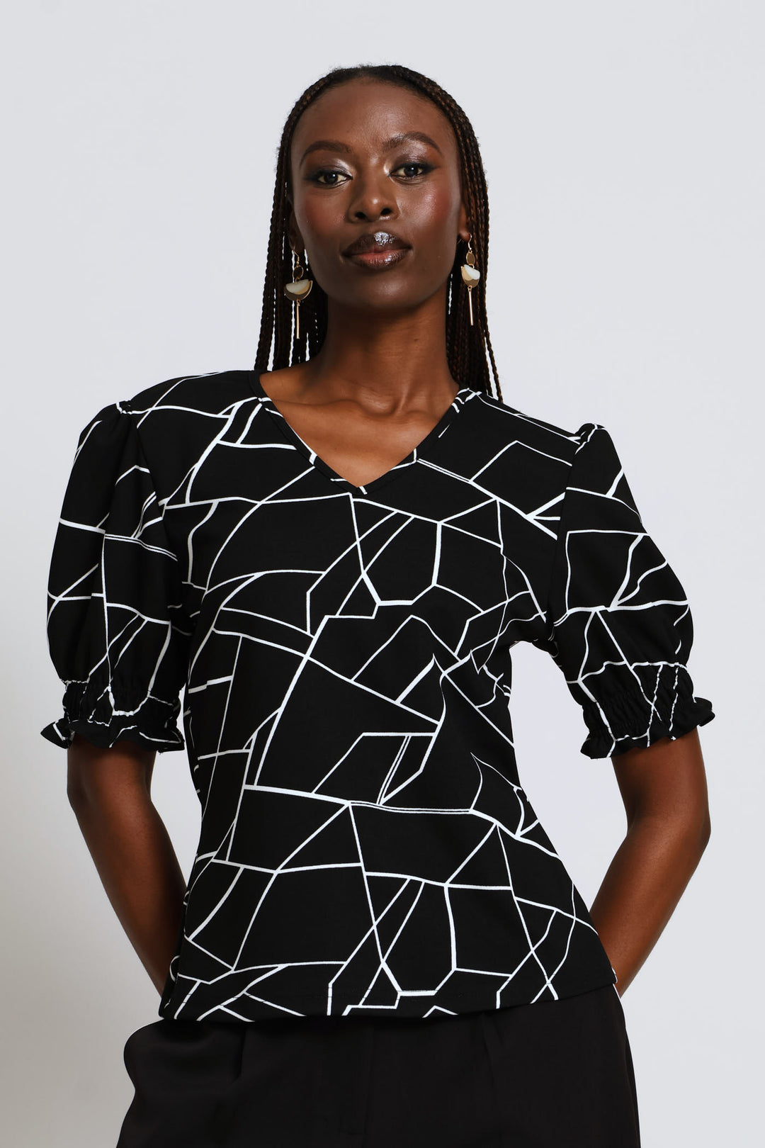 Geo Print Puff Sleeve Blouse - Black/Cream