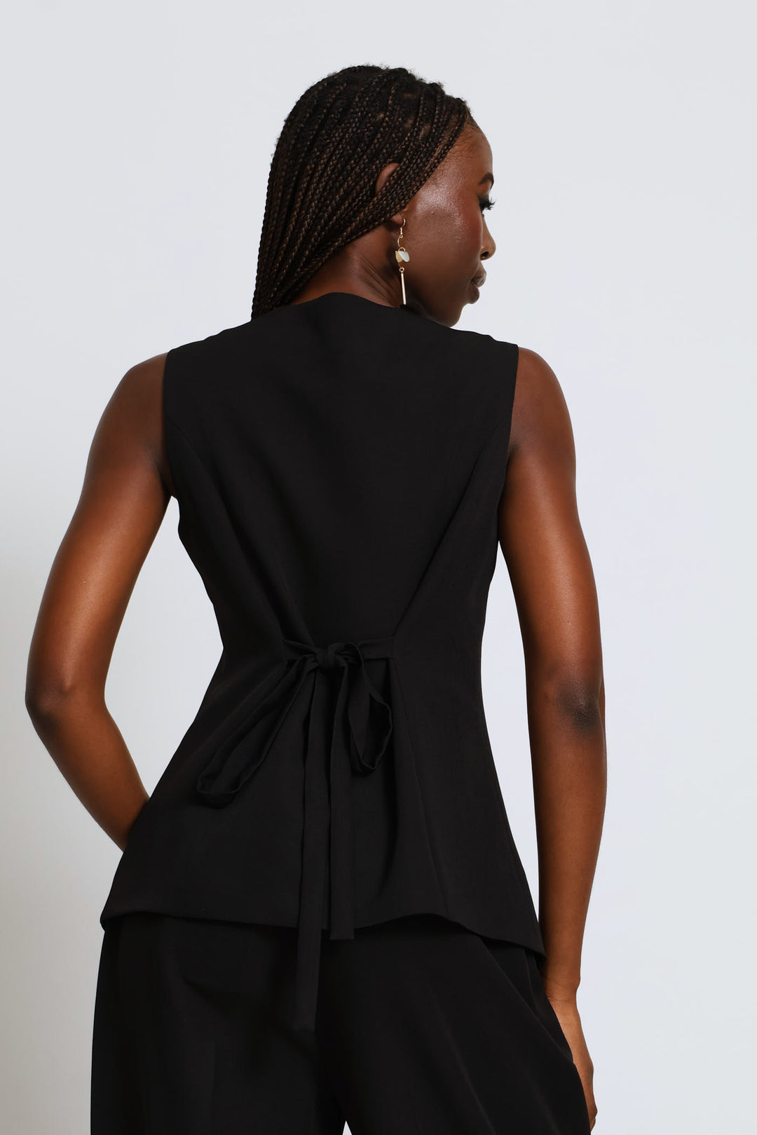 Curve Hem Waistcoat - Black