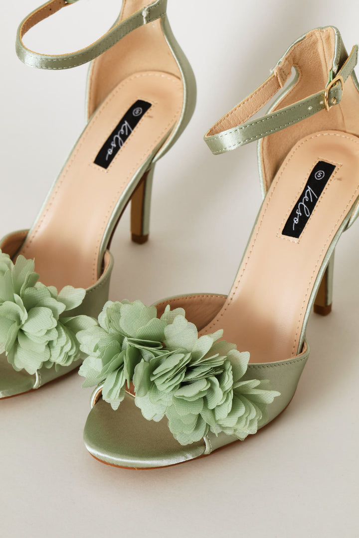 Chiffon Flower Closed Quarter Heel - Sage