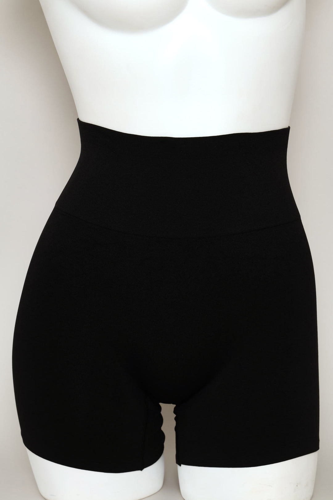 Seamless Leg Shaper Short - Black