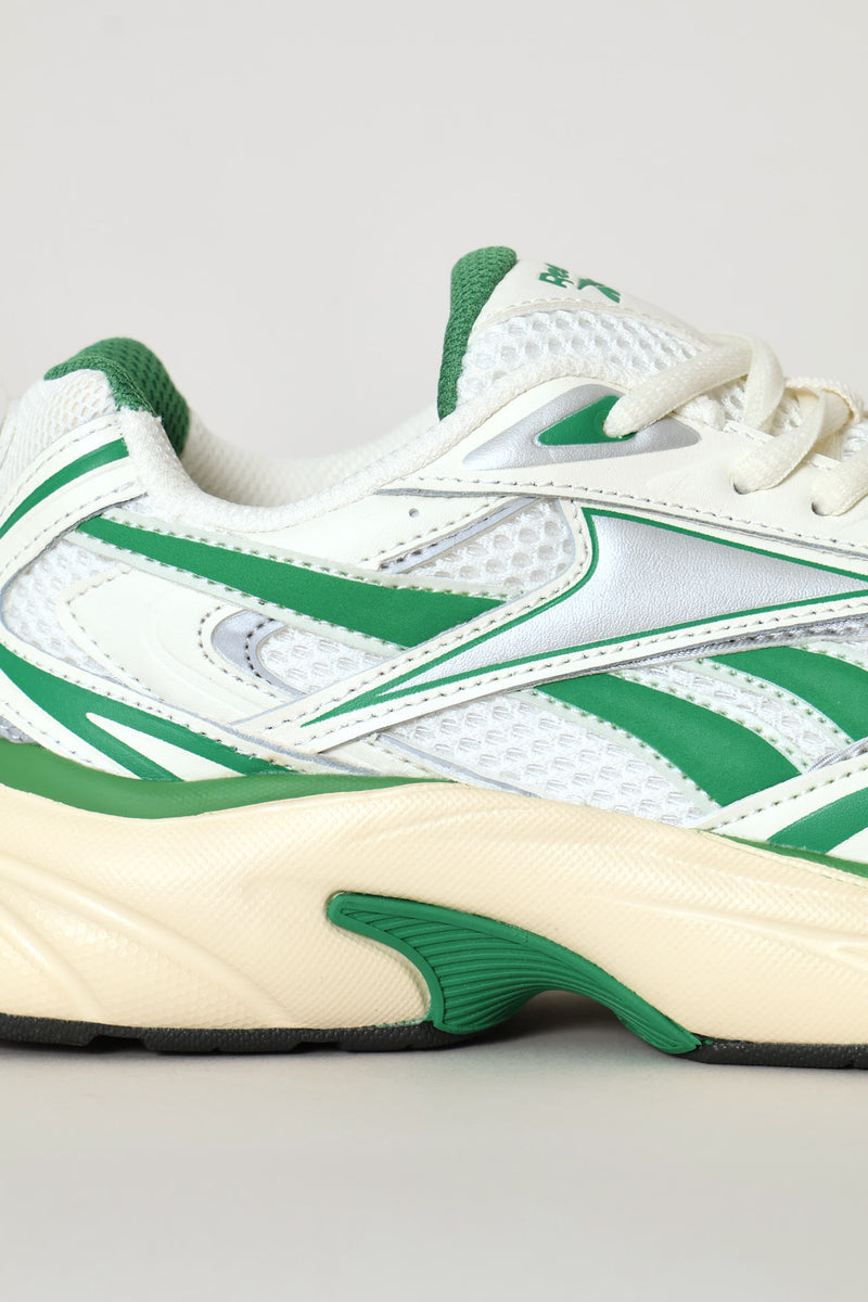 Belwave Fashion Trainer - White/Green