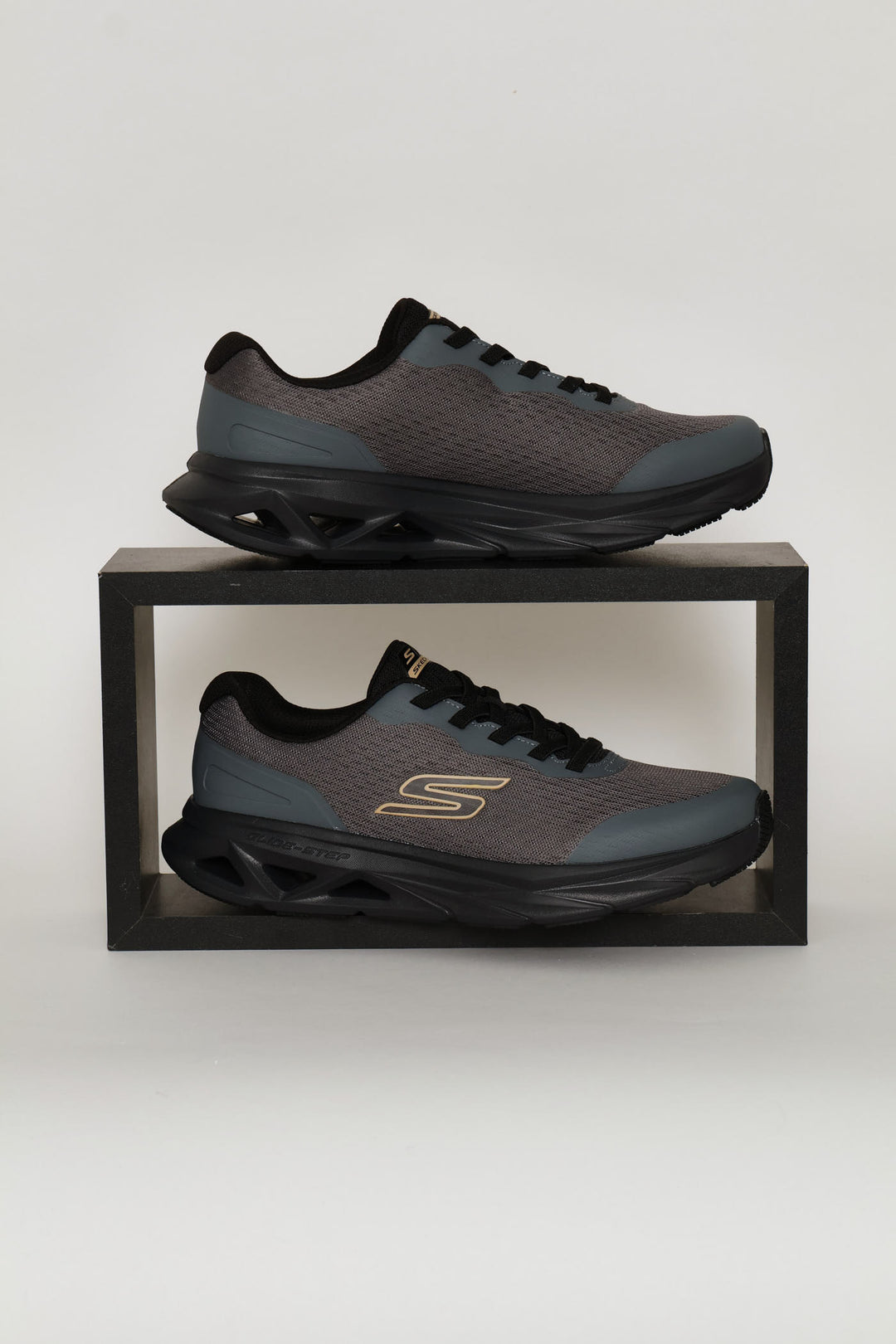 Glide Step Vortex Sneaker - Charcoal