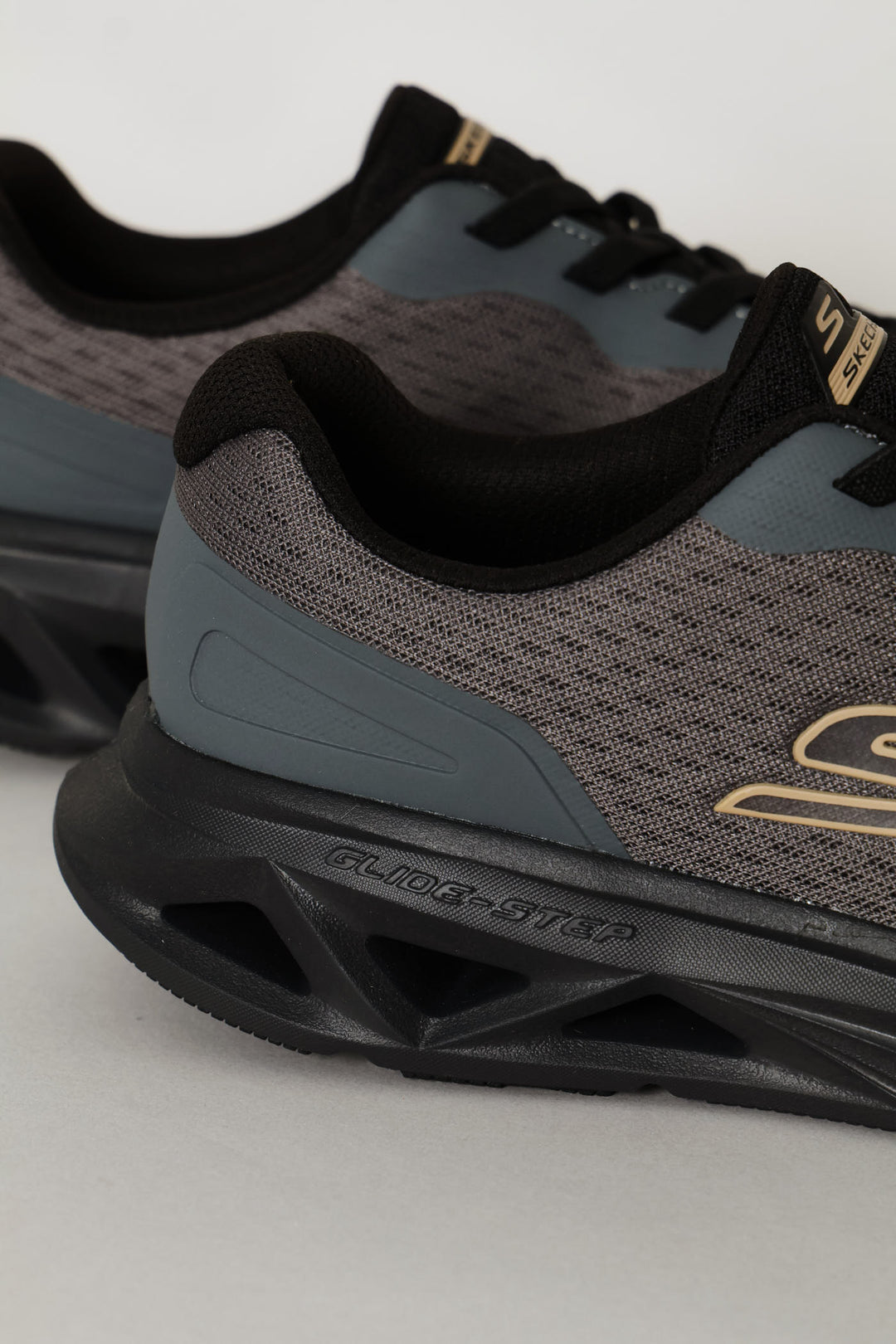 Glide Step Vortex Sneaker - Charcoal
