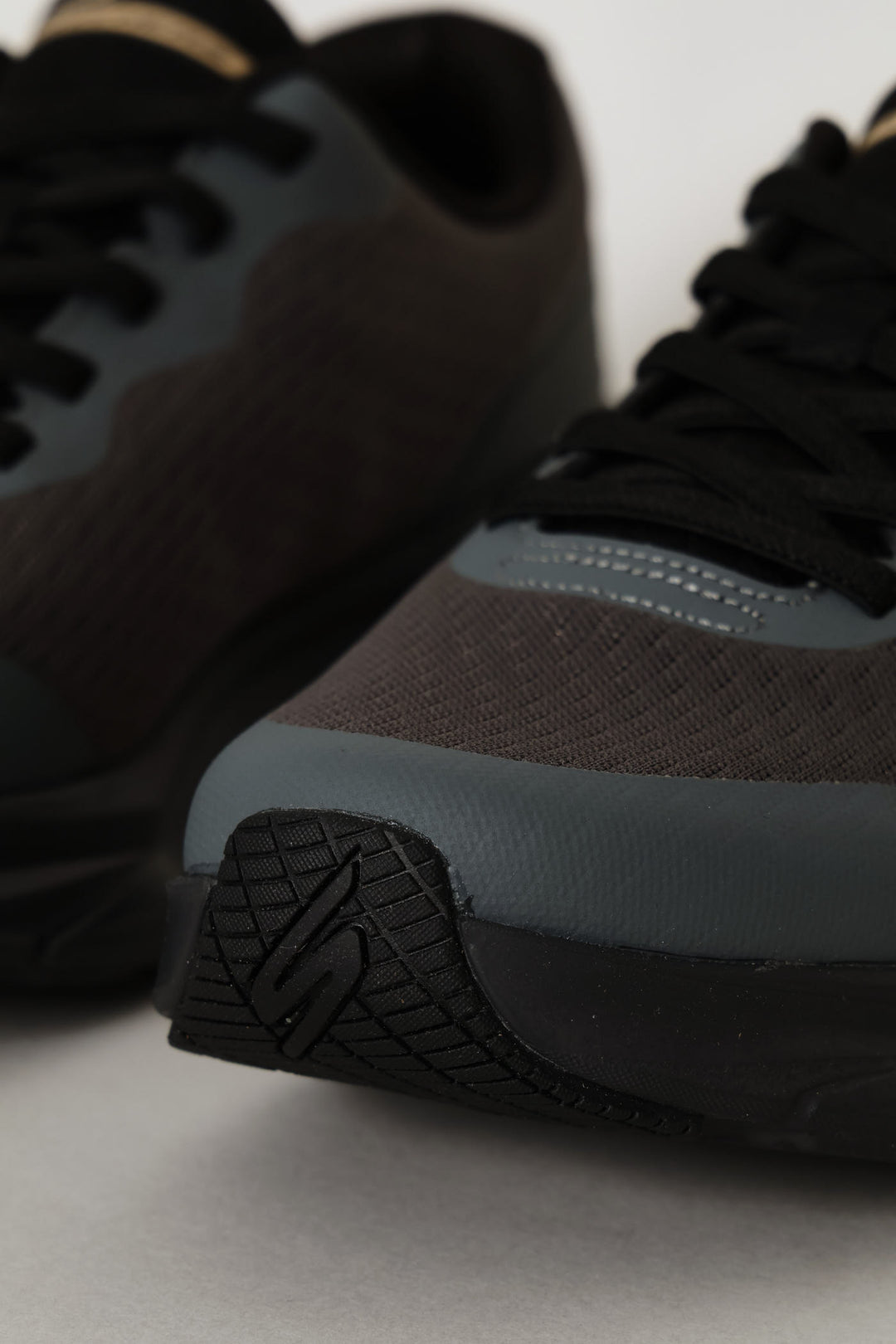 Glide Step Vortex Sneaker - Charcoal
