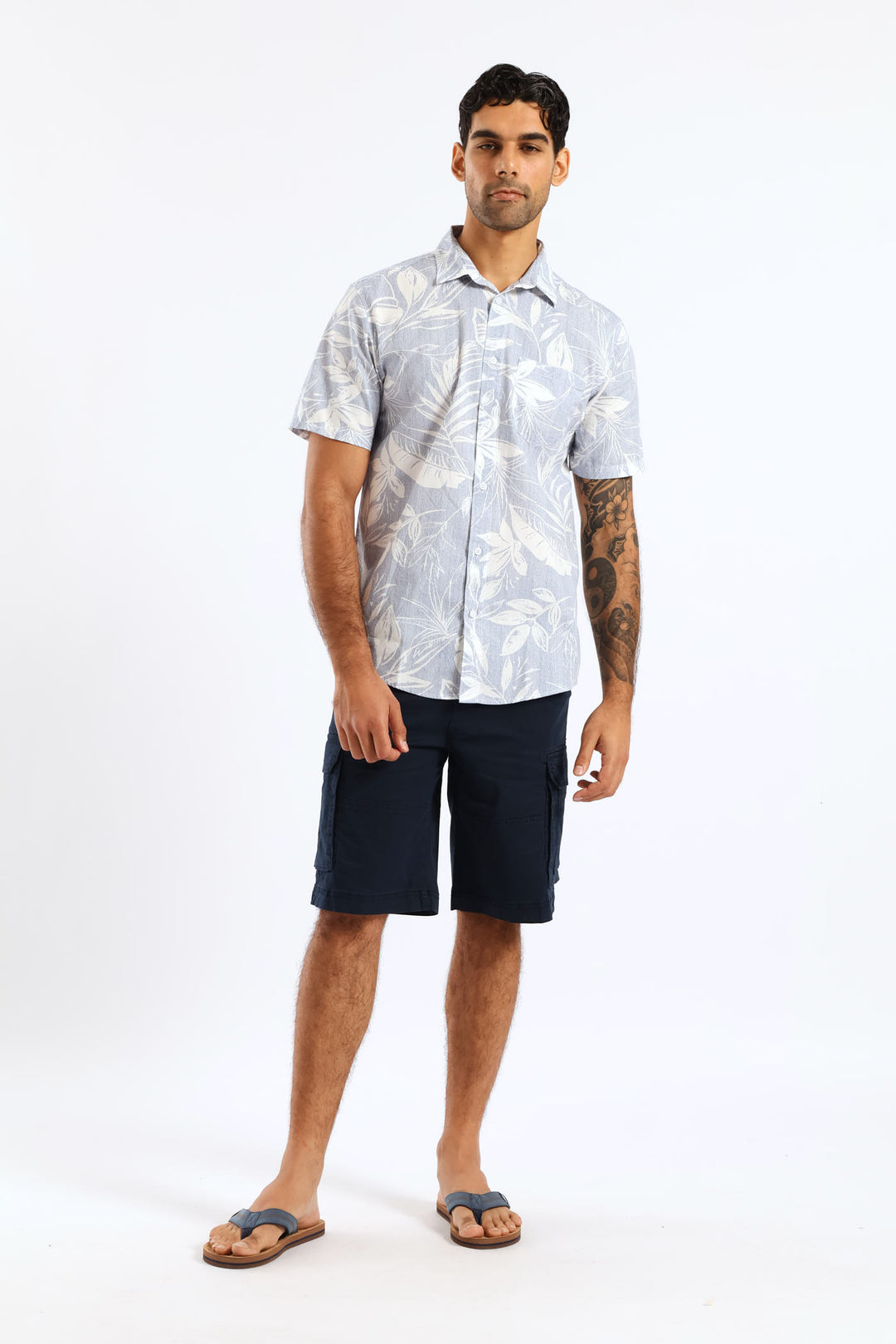 Tropical Leaf Resort Shirt - Light Blue
