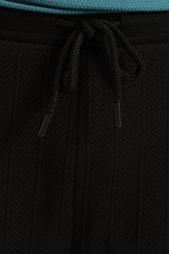 Textured Stretch Shorts - Black