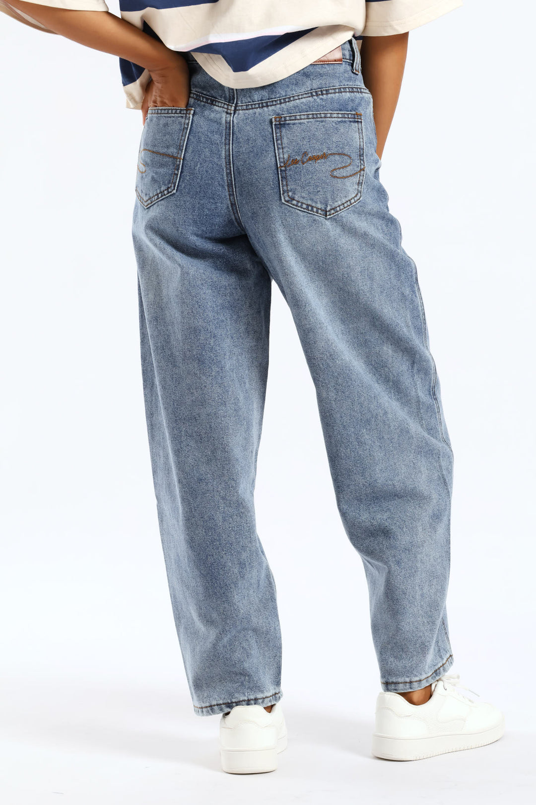 Barrel Leg Denim - Mid Wash
