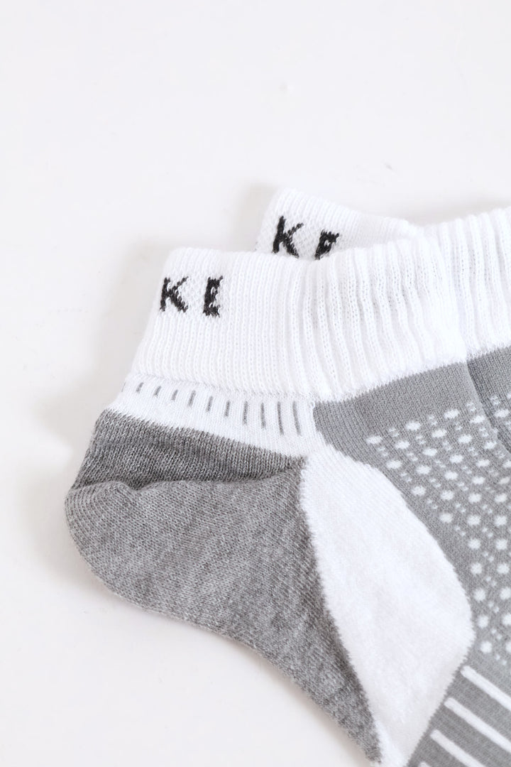 Ventilator Refresh Socks - White