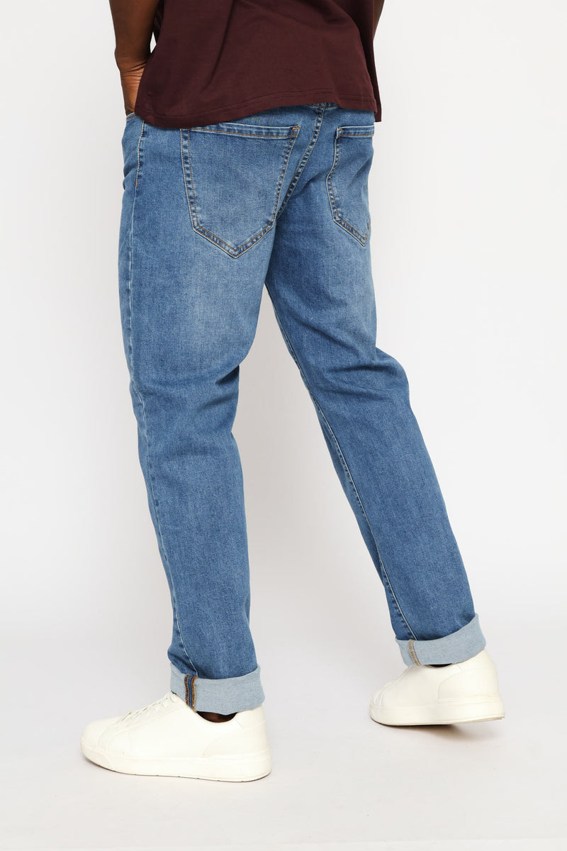 Straight Fashion Denim - Mid Wash