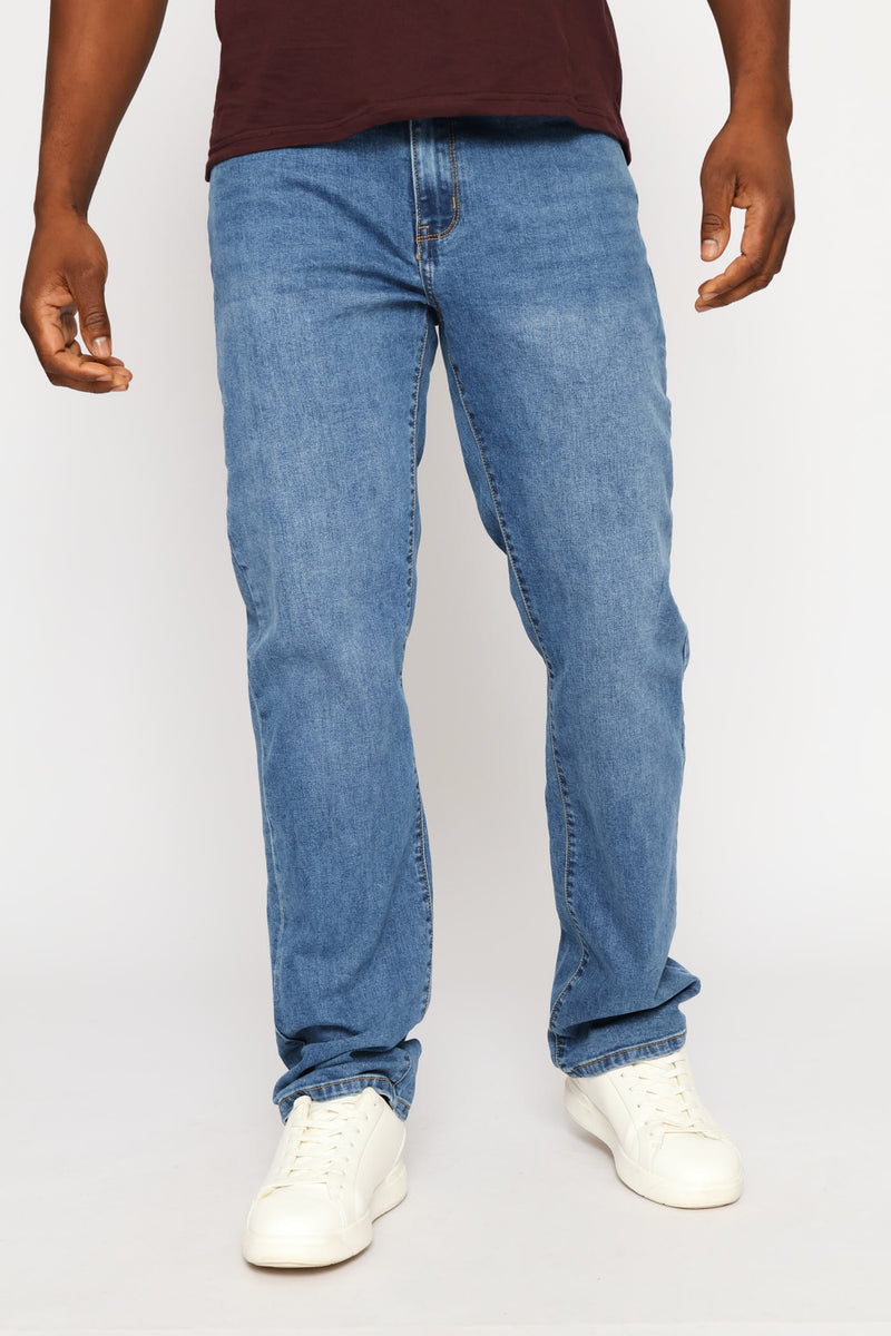 Straight Fashion Denim - Mid Wash