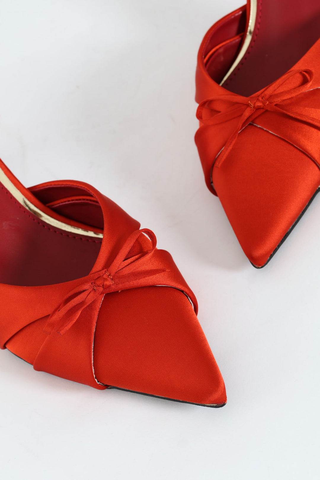 Pointy Bowed Slingback Heel - Rust