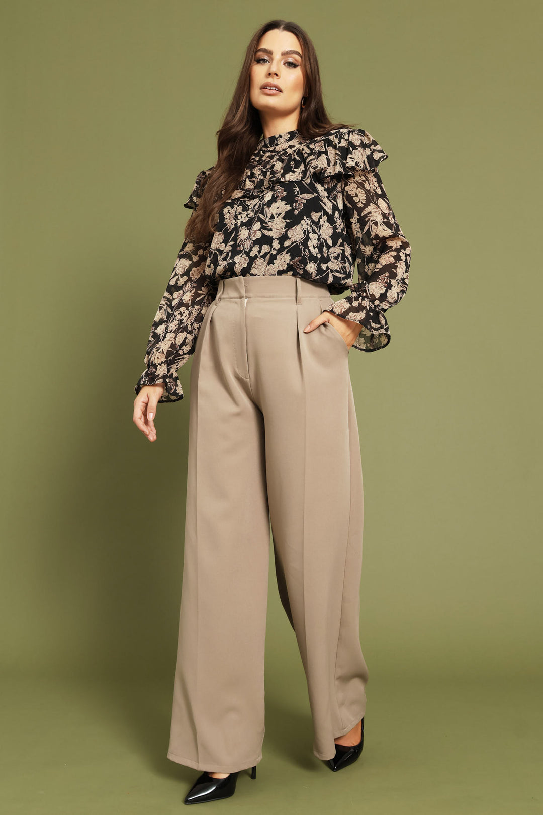 Concealed Button Wide Leg Pant - Taupe
