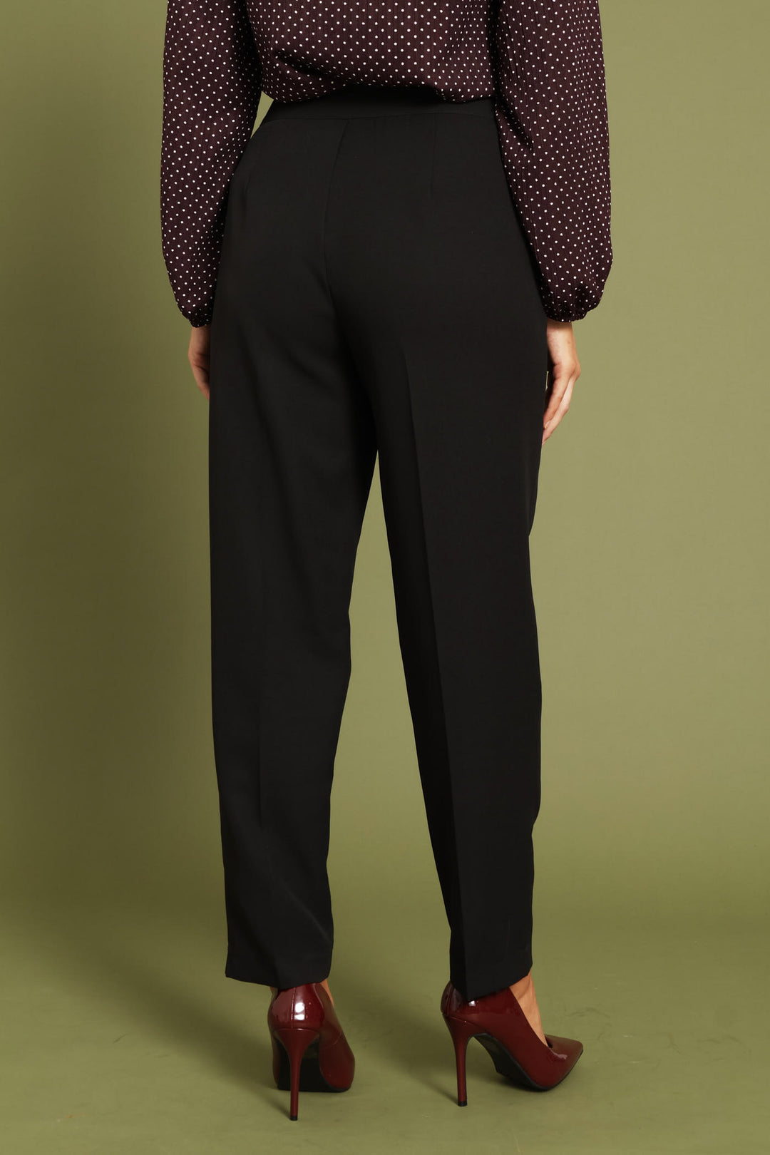 Extended Tab Slimleg Pants - Black