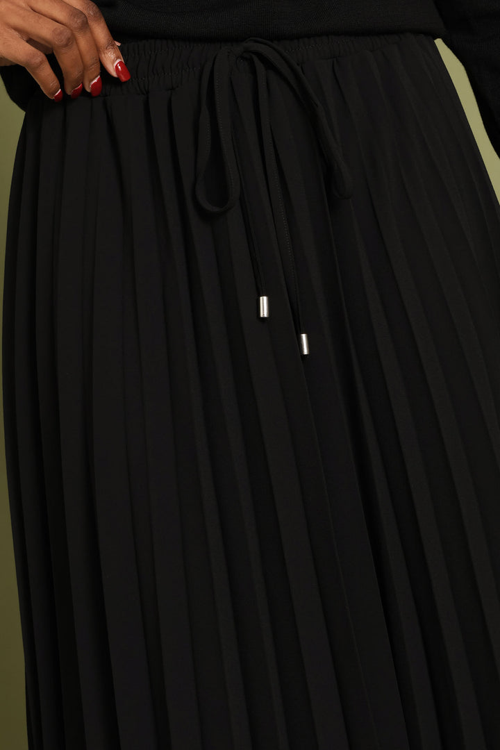 Pleated Chiffon Midi Skirt - Black