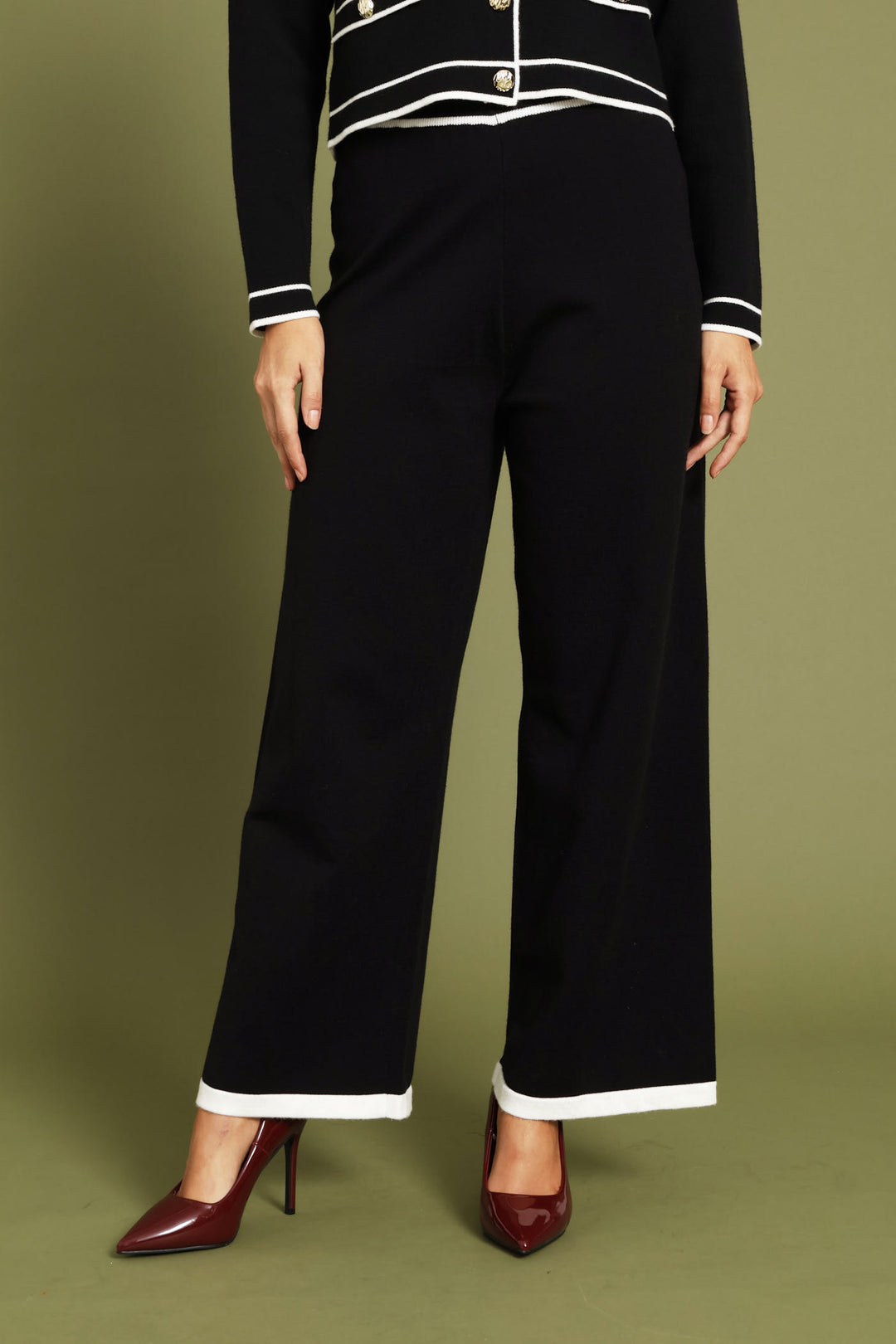Preppy Contrast Knitwear Pant - Black/White