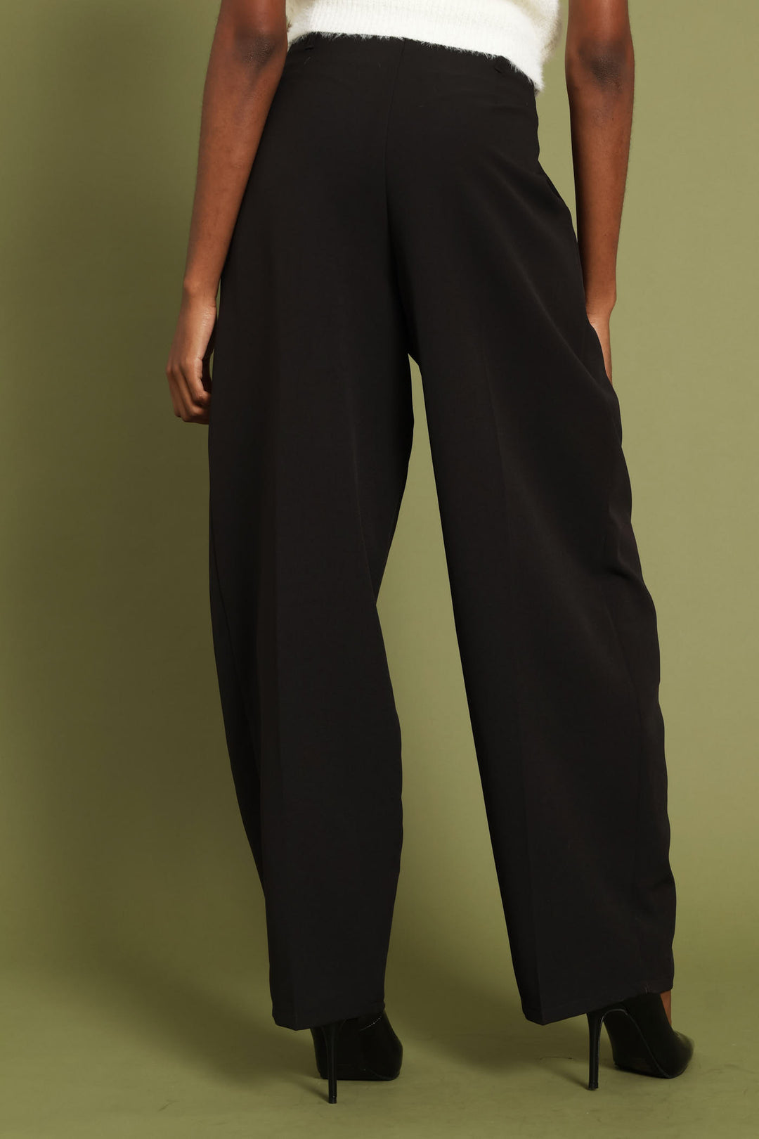 Darted Barrel Leg Pants - Black