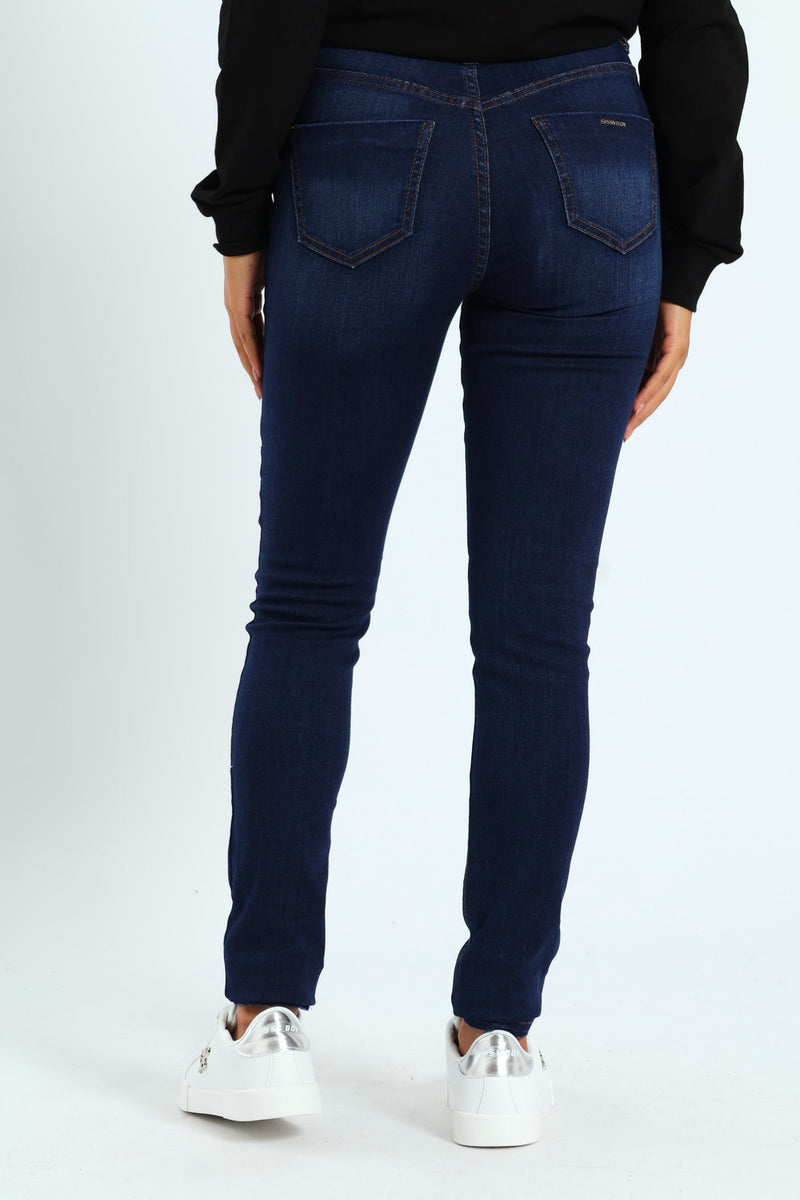 Skinny Rinse Wash Denim With Slight Brushing - Dark Wash Ink