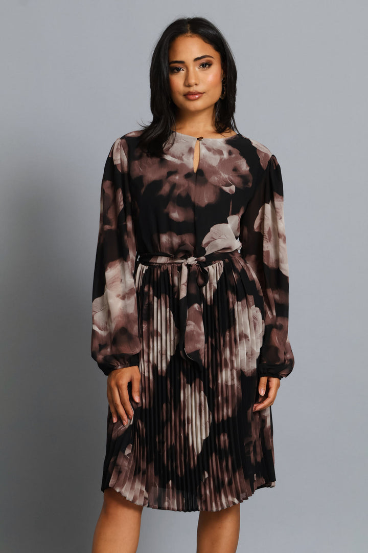 Abstract Long Sleeve Pleated Tea Dress - Brown
