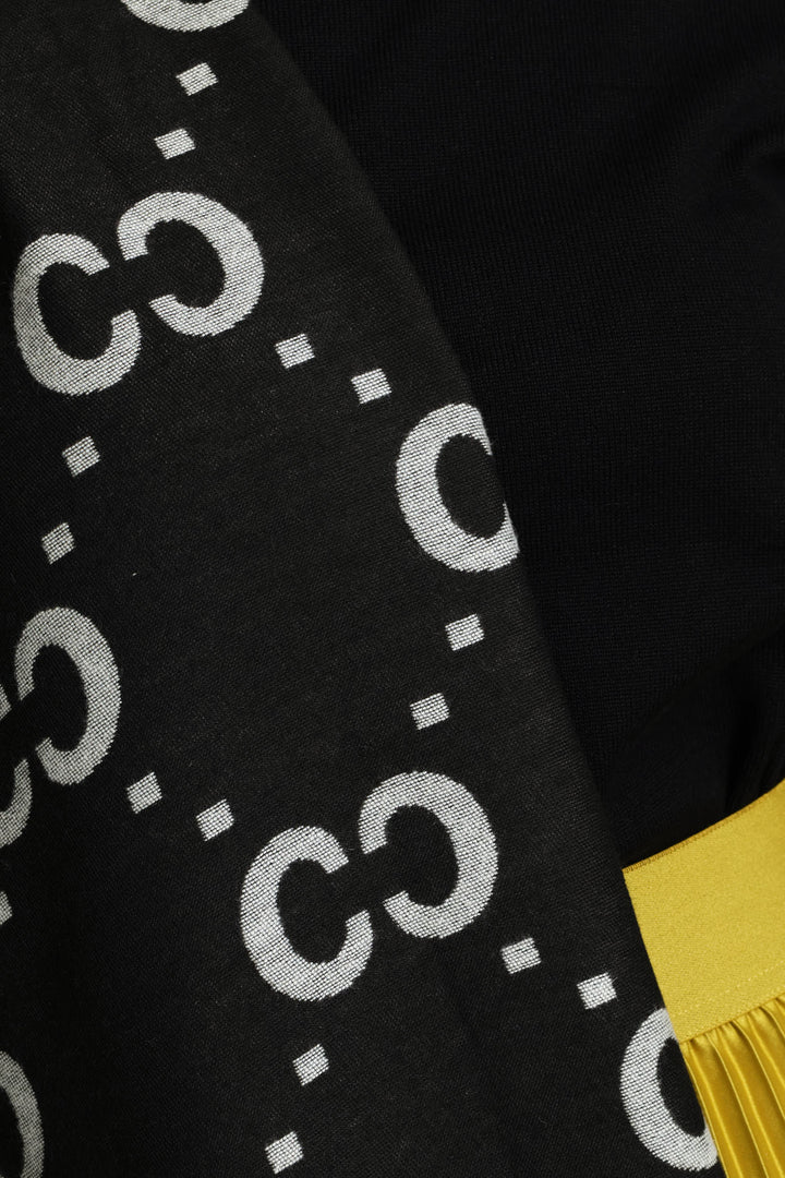 Monogram Scarf - Black/Cream