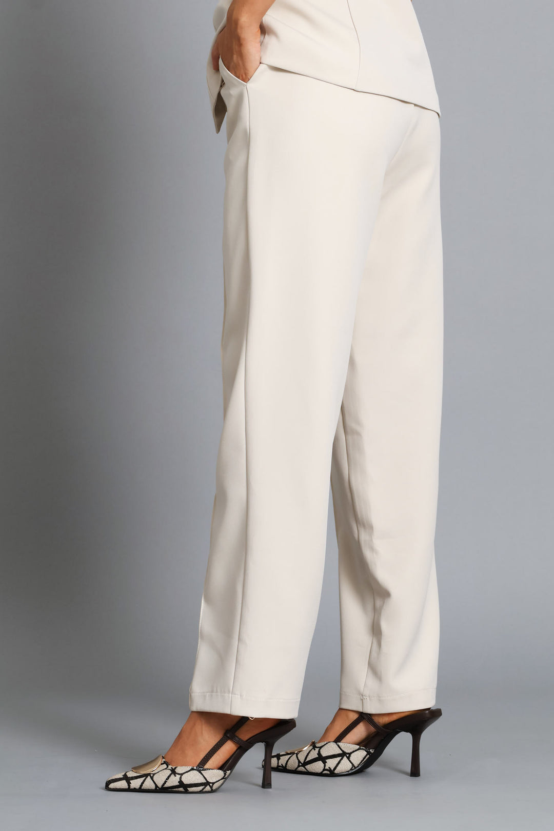 Pin Tuck Tapered Leg Pant - Stone