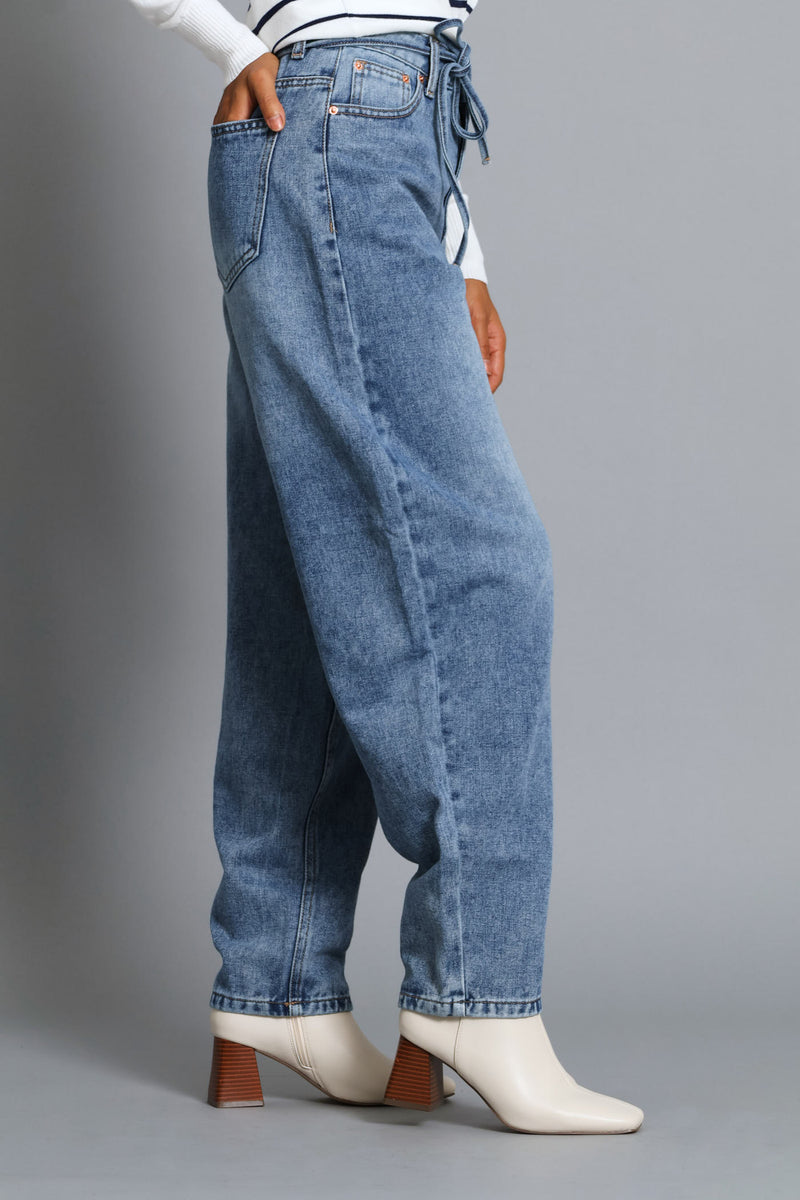 Self Belt Barrel Jean - Mid Wash