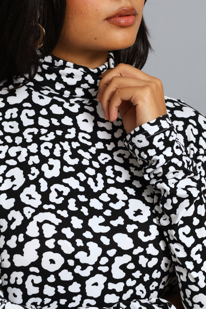 Long Sleeve Basic Poloneck - Black/White