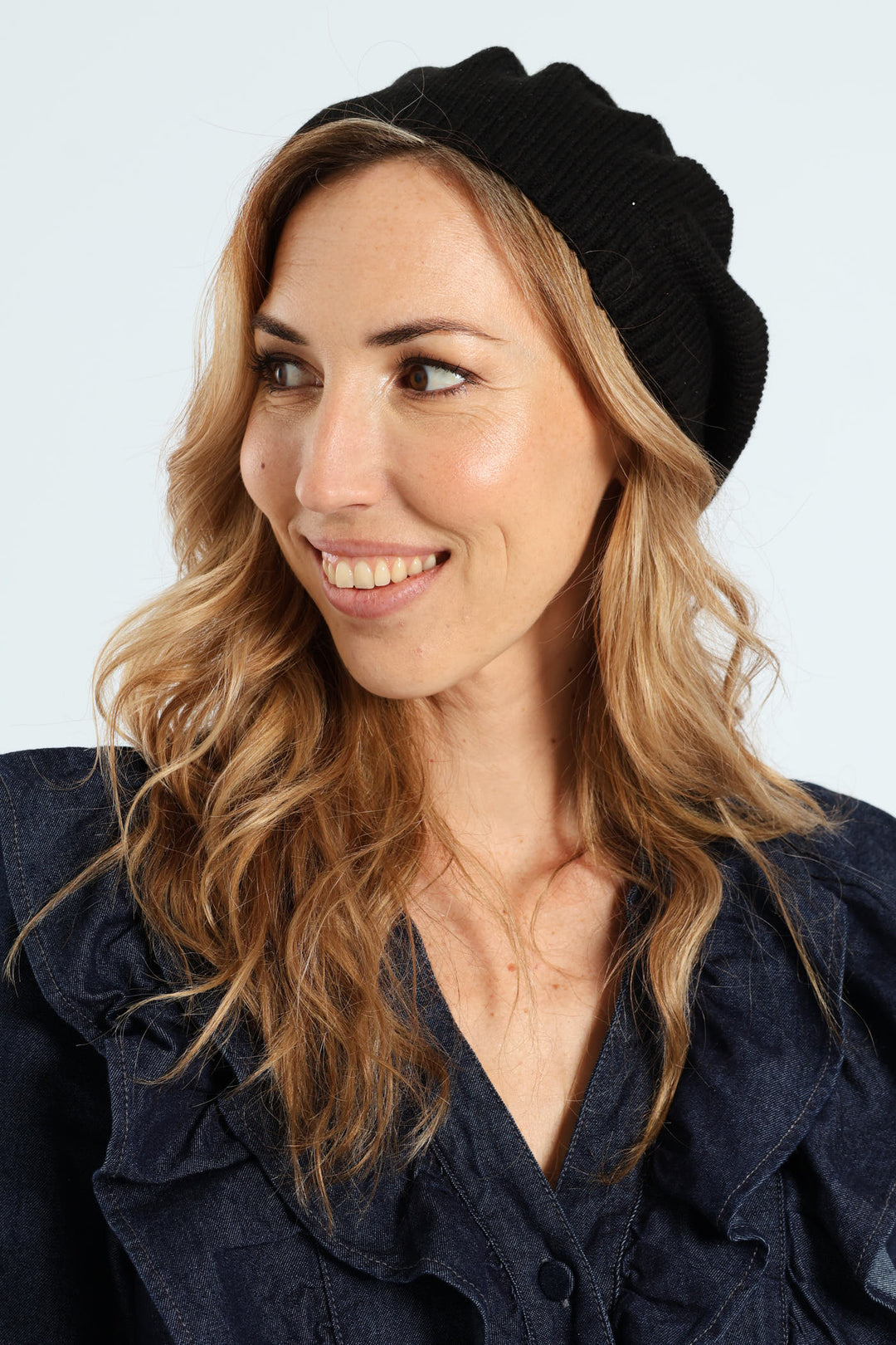 Embellished Knitted Beret - Black